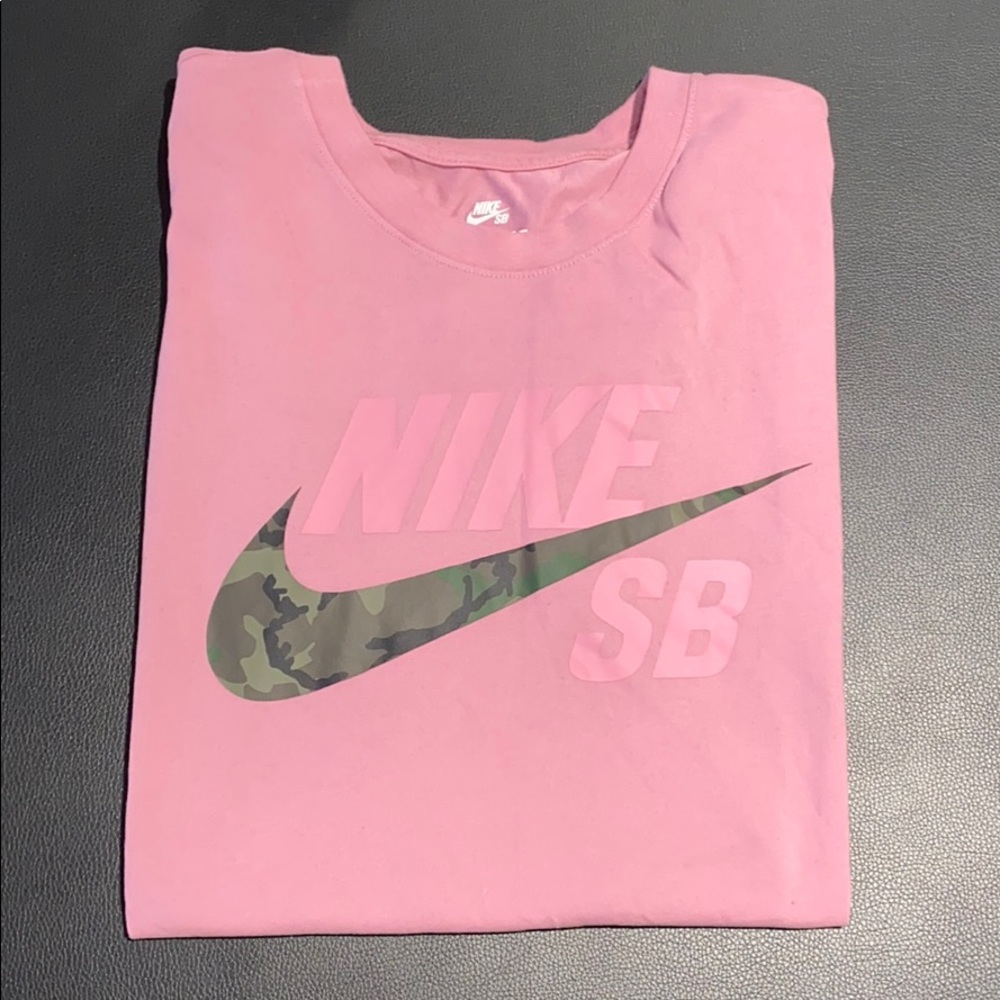 Nike Mens Tee